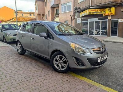 Usado Opel Corsa Selective 85 CV (62 kW) 2013 Gris / plata Utilitario