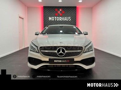 Usado Mercedes CLA200 136 CV (100 kW) 2018 Gris / plata Berlina