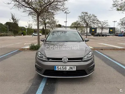 Usado VW Golf VII Sportline 150 CV (110 kW) 2016 Gris / plata Berlina