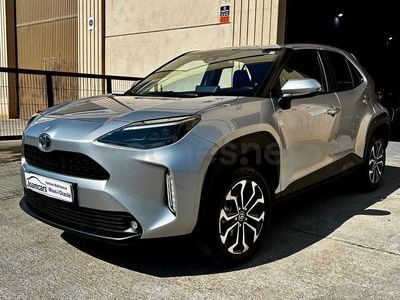 Usado Toyota Yaris Cross Active 116 CV (85 kW) 2023 Gris / plata SUV