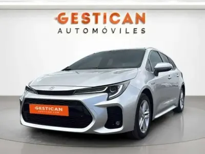 Usado Suzuki Swace GLX 122 CV (89 kW) 2021 Plateado Familiar