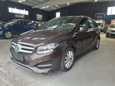 Occasion Mercedes B200 136 PK (100 kW) 2016 Bruin MPV