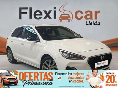 Usado Hyundai i30 GO! 120 CV (88 kW) 2018 Blanco Berlina
