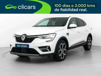 Usado Renault Arkana Zen 140 CV (102 kW) 2022 Blanco SUV