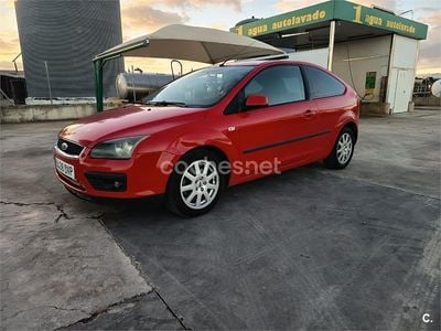 Rojo Usado 2006 Ford Focus Sport Berlina | 2800 € (Precio justo)