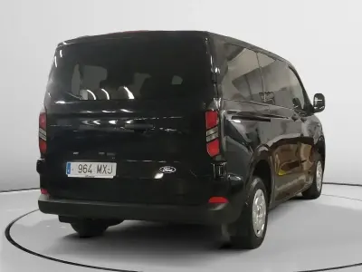 Usado Ford Transit Custom Trend 170 CV (125 kW) 2025 Negro Berlina