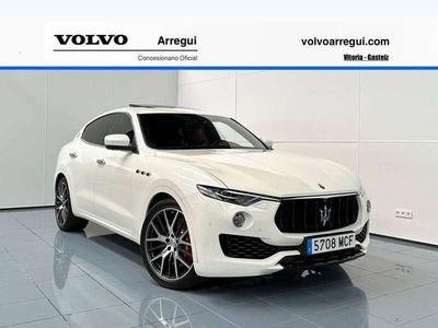 Blanco Usado 2017 Maserati Levante SUV | 46.990 € (Caro)