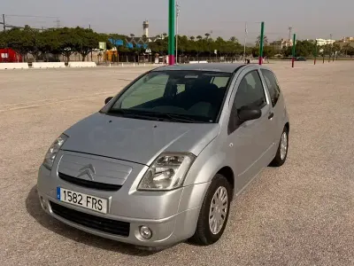 Usado Citroën C2 75 CV (55 kW) 2007 Gris / plata Utilitario