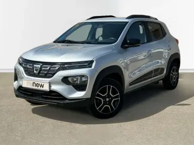 Usado Dacia Spring Comfort Plus 33 kW (45 CV) 2022 Plateado Utilitario
