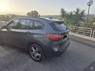 Usado BMW X1 192 CV (141 kW) 2018 Gris / plata SUV