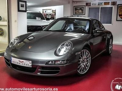 Porsche 911 Carrera 4