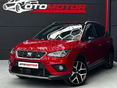Usado Seat Arona Ecomotive 115 CV (84 kW) 2020 Rojo SUV