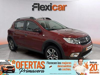 Usado Dacia Sandero Essentiel 90 CV (66 kW) 2019 Rojo