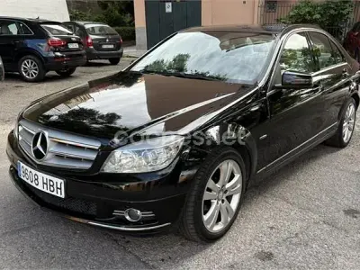 Używany Mercedes C200