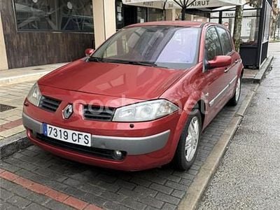 Usado Renault Mégane II Privilege 120 CV (88 kW) 2003 Rojo Berlina
