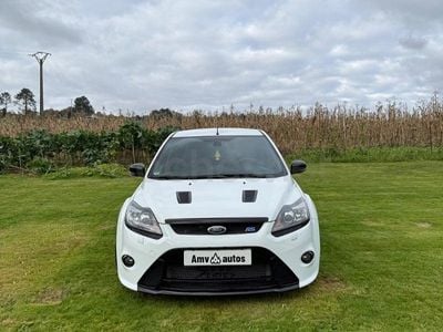 Usado Ford Focus RS 305 CV (224 kW) 2010 Blanco Berlina