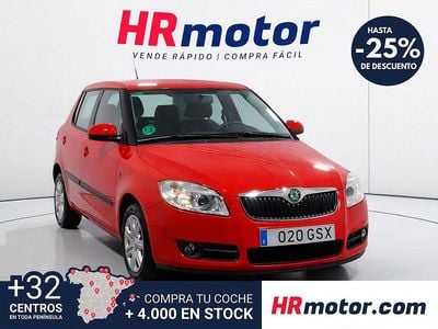 Usado Skoda Fabia 60 CV (44 kW) 2010 Rojo Berlina