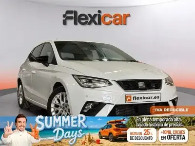 Usado Seat Ibiza FR 110 CV (80 kW) 2023 Blanco Utilitario