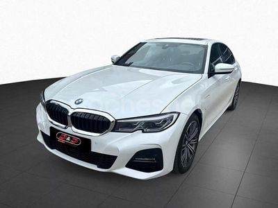 Usado BMW 330e M Sport 292 CV (214 kW) 2020 Blanco Berlina