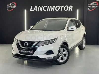 Usado Nissan Qashqai N-Connecta 130 CV (95 kW) 2017 Blanco SUV