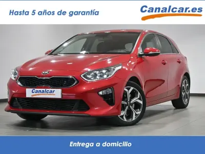 Usado Kia Ceed 136 CV (100 kW) 2018 Granate Utilitario