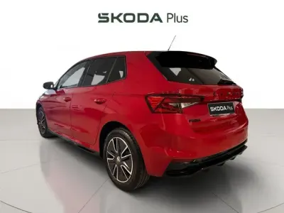 Usado Skoda Fabia Monte Carlo 110 CV (80 kW) 2022 Rojo Utilitario
