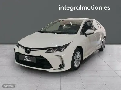 Usado Toyota Corolla Active 125 CV (91 kW) 2023 Blanco Berlina