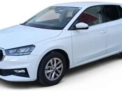 Usado Skoda Fabia Essence 80 CV (58 kW) 2024 Blanco Utilitario
