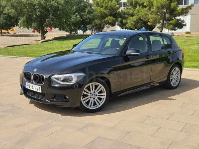 Usado BMW 118 Comfort Edition 143 CV (105 kW) 2014 Negro Utilitario