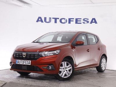Usado Dacia Sandero Comfort 100 CV (73 kW) 2021 Granate
