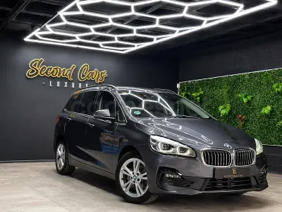 Usado BMW 218 Comfort Edition 150 CV (110 kW) 2020 Gris / plata Familiar