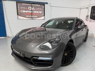 Porsche Panamera 4