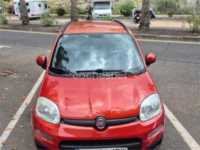 Używany Fiat Panda Easy 69 KM (50 kW) 2015 Czerwony Hatchback