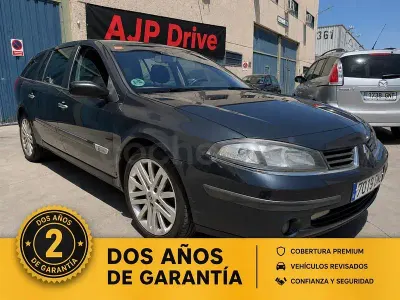 Usado Renault Laguna II Privilege 135 CV (99 kW) 2006 Negro Familiar