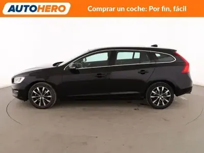 Usado Volvo V60 Momentum 150 CV (110 kW) 2017 Negro Familiar