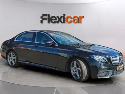 Usado Mercedes E220 194 CV (142 kW) 2019 Azul Berlina