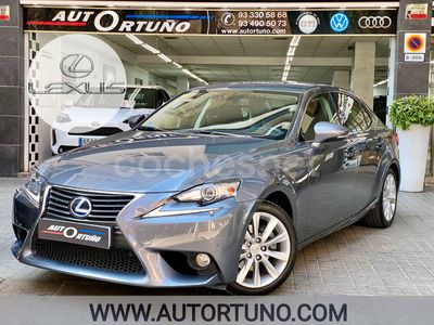 Lexus IS300h