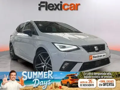 Usado Seat Ibiza FR 150 CV (110 kW) 2022 Blanco Utilitario