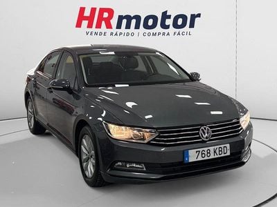 Usado VW Passat Edition 121 CV (88 kW) 2017 Gris Berlina