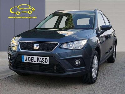 Usado Seat Arona Ecomotive 110 CV (80 kW) 2021 Gris SUV