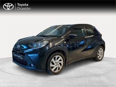 Usado Toyota Aygo X Play 72 CV (52 kW) 2024 Negro SUV