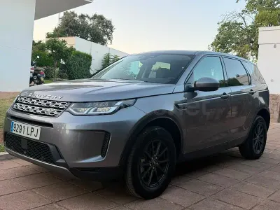 Usado Land Rover Discovery Sport Urban Edition 204 CV (150 kW) 2021 Gris / plata SUV
