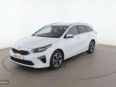 Usado Kia Ceed 136 CV (100 kW) 2021 Blanco Utilitario