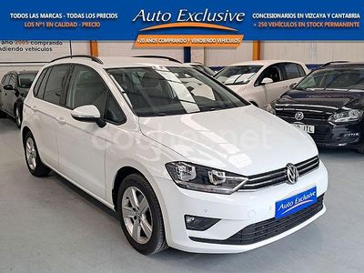Usado VW Golf Sportsvan Advance 125 CV (91 kW) 2018 Blanco Monovolumen