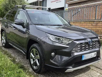Occasion Toyota RAV4 Hybrid Luxury 222 PK (163 kW) 2020 Grijs SUV