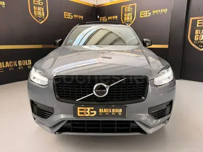 Usado Volvo XC90 R-Design 390 CV (286 kW) 2021 Gris / plata SUV