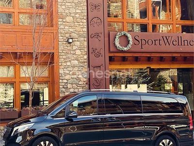 Negro Usado 2023 Mercedes V250 Avantgarde Monovolumen | 49.950 € (Precio justo)