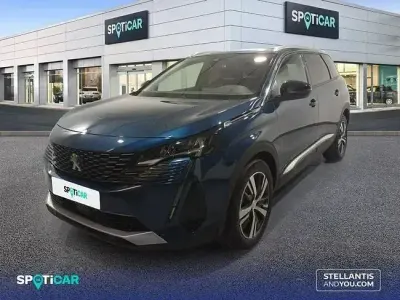 Usado Peugeot 5008 Allure 130 CV (95 kW) 2022 Azul SUV