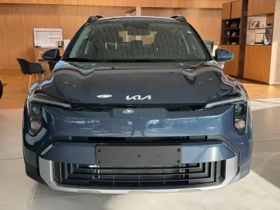 Uusi Kia Stonic 115 HP (84 kW) 2026 Otro Katumaasturi