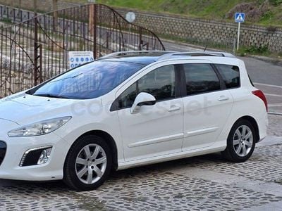 Usado Peugeot 308 SW Active 92 CV (67 kW) 2013 Blanco Familiar